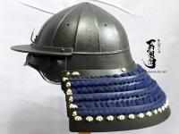 出眉庇椎の実形兜(でまびさし しいのみなりかぶと)【棚眉庇】